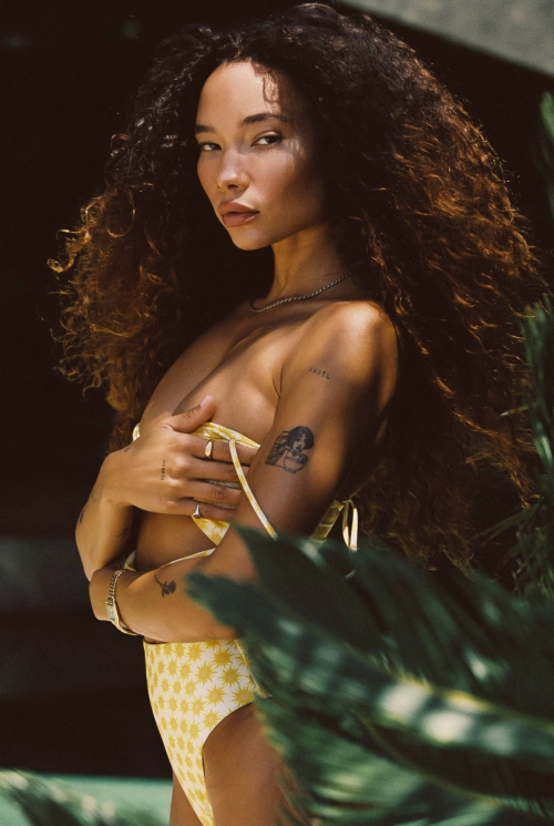 Ashley Moore for Skatie Campaign 40