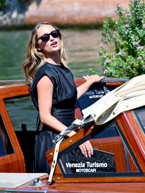 Beatrice Vendramin at 81st Venice International Film Festival 9