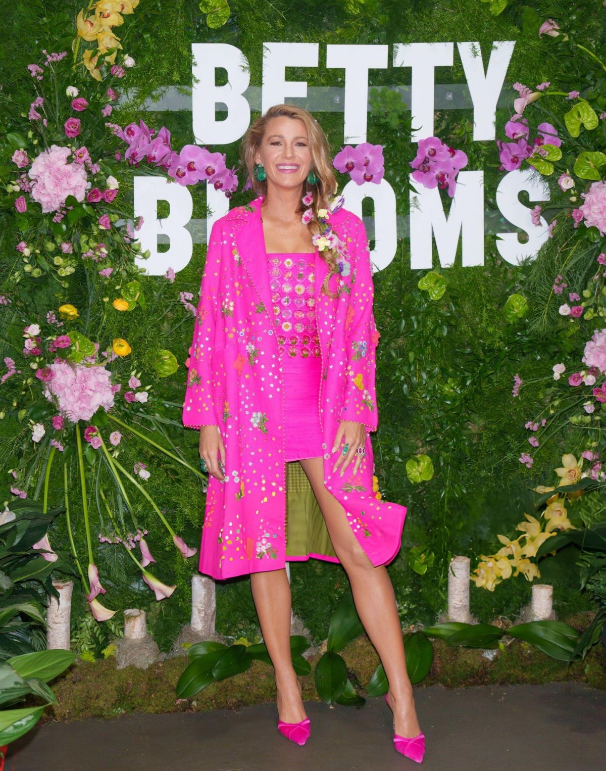 Blake Lively Promotes It Ends With Us 2024 at Betty Blooms Pop-up in New York