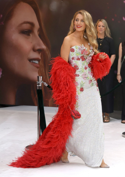 Blake Lively UK Gala Screening It Ends With Us London 6