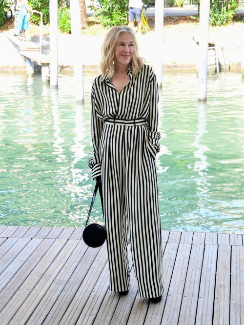 Catherine O’Hara Beetlejuice Photocall Venice Film Festival 2024 2