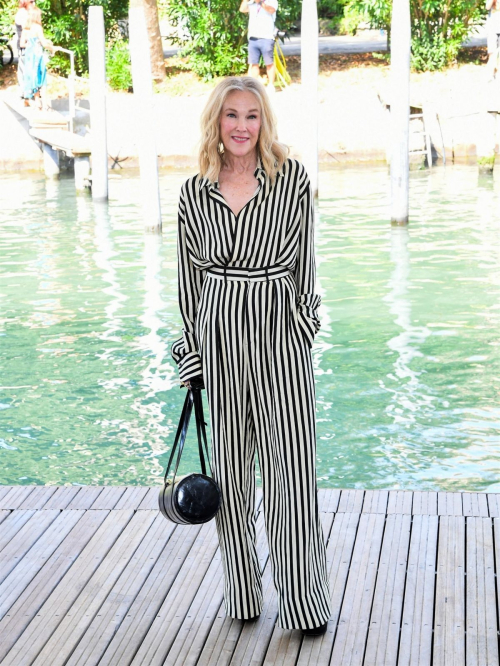 Catherine O’Hara Beetlejuice Photocall Venice Film Festival 2024 3