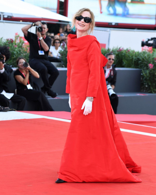 Isabelle Huppert at Beetlejuice Beetlejuice Opening Premiere at 81st Venice International Film Festival 4