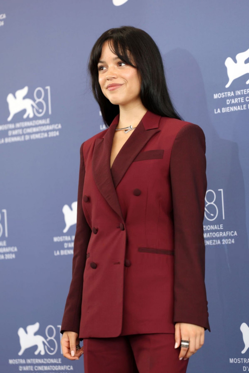 Jenna Ortega Beetlejuice Photocall Venice Film Festival 2024 6