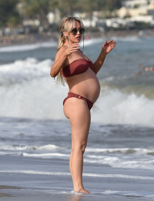 Jennifer Metcalfe Jorgie Porter Pregnant Bikini Spain August 2024 2