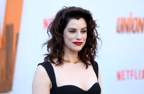 Jessica De Gouw at The Union Premiere Los Angeles 1