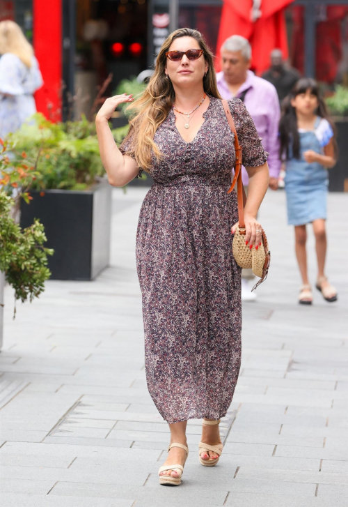 Kelly Brook Arrives at Heart Radio in London 4