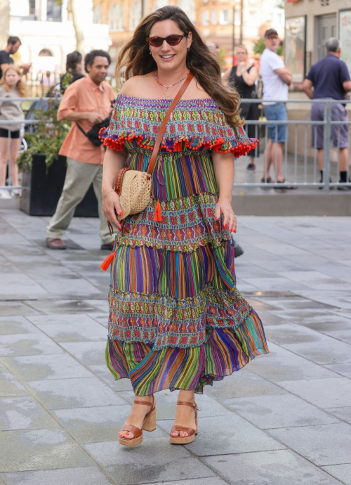 Kelly Brook Arrives at Heart Radio London 3