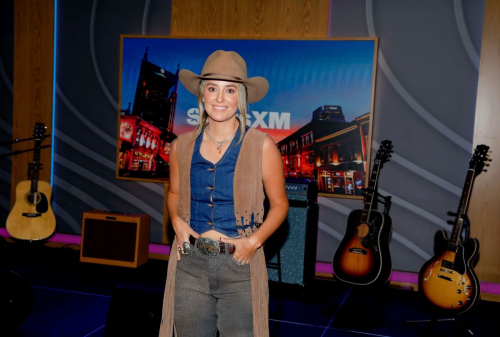 Lainey Wilson at SiriusXM Studios in Nashville 9