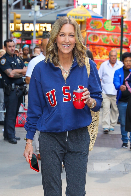 Lara Spencer Good Morning America New York August 2024 4