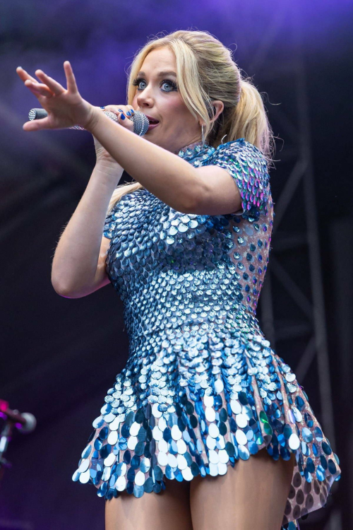 Megan Moroney Performs at Lollapalooza Festival 2024 at Grant Park in Chicago 1