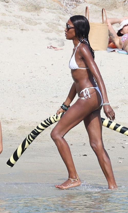 Naomi Campbell Bikini at Beach Mykonos August 2024 2