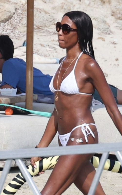 Naomi Campbell Bikini at Beach Mykonos August 2024 3