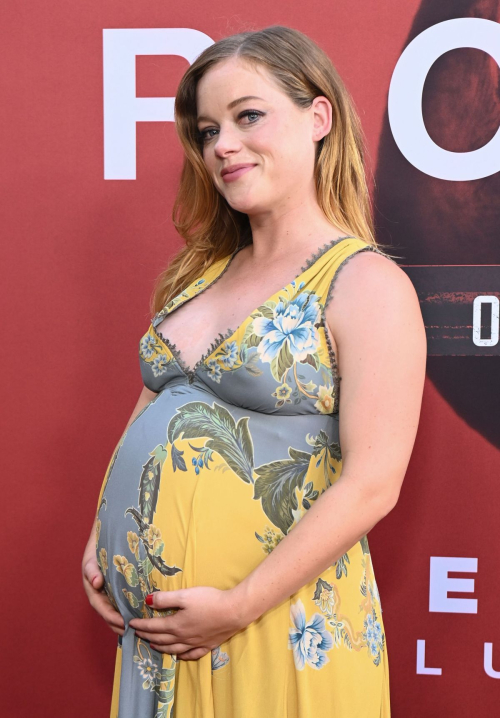 Pregnant Jane Levy at Alien Romulus Premiere Los Angeles August 2024 3