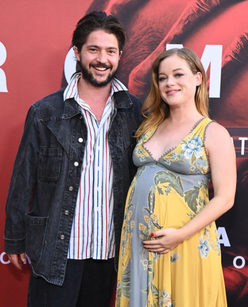 Pregnant Jane Levy at Alien Romulus Premiere Los Angeles August 2024 4