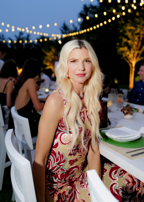 Samantha Angelo at Genesis House x Marc Hom Re-Framed Hamptons Dinner at Water Mill August 2024 1