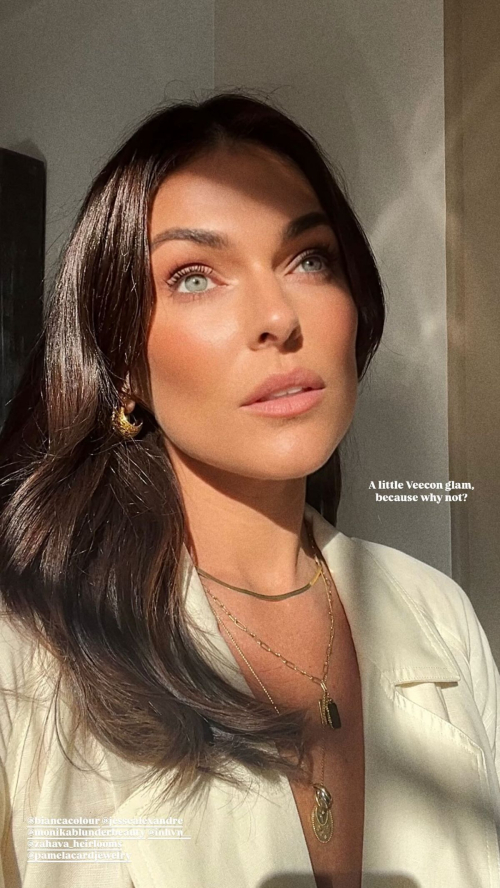 Serinda Swan Instagram Photos 8