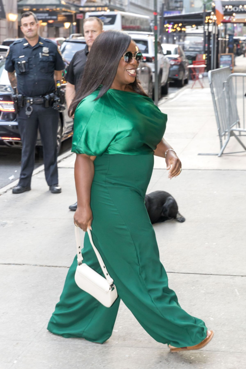 Uzo Aduba Arrives at a Television Show in Times Square New York 2024 1