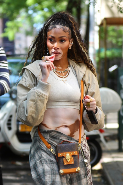 Winnie Harlow Heading to Dover Street Market New York August 2024 5