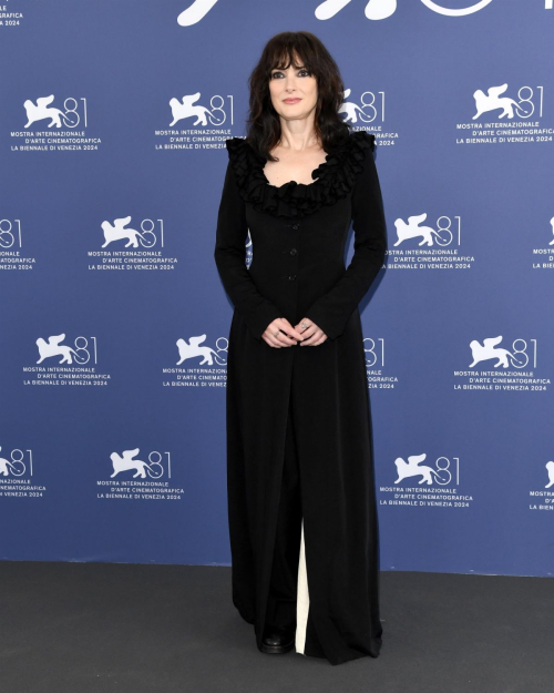 Winona Ryder at Beetlejuice Beetlejuice Photocall at 81st Venice International Film Festival 5