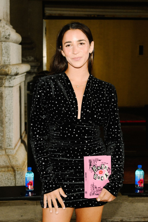 aly raisman at prabal gurung fashion show in new york 8