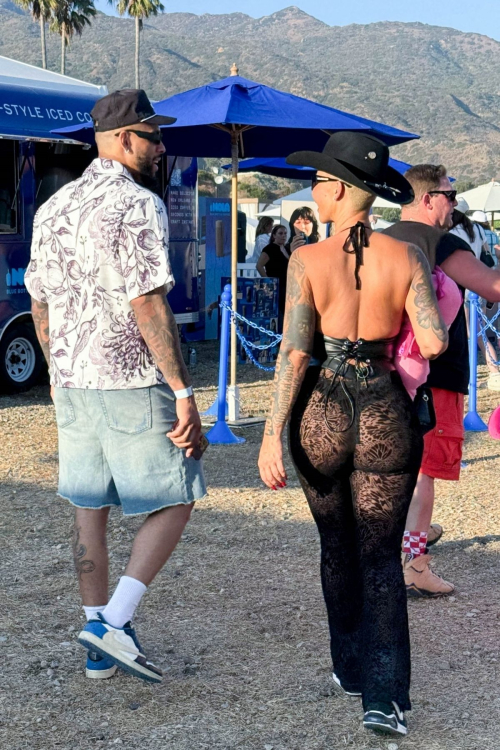 Amber Rose at Malibu Chili Cook-Off 5