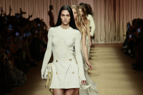 Amelia Hamlin Walks Runway of Roberto Cavalli Fashion Show at Milan Fashion Week 1