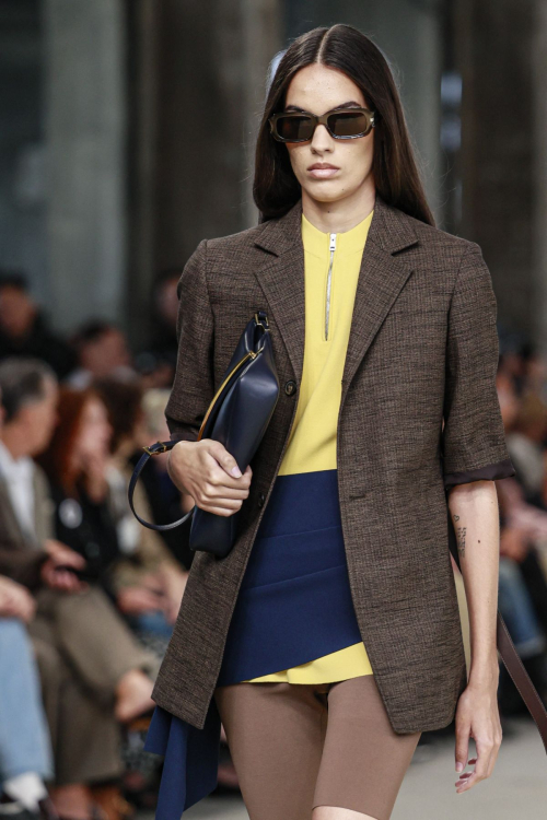 Amelia Hamlin Walks Runway of Tod’s Fashion Show at Milan Fashion Week 3