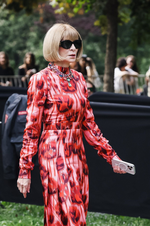 Anna Wintour Arrives at Gucci Show Milan Fashion Week, September 2024 2