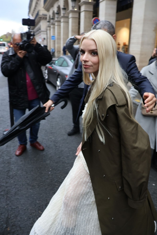 Anya Taylor Joy Taking Selfies with Fans at Paris Fashion Week 2