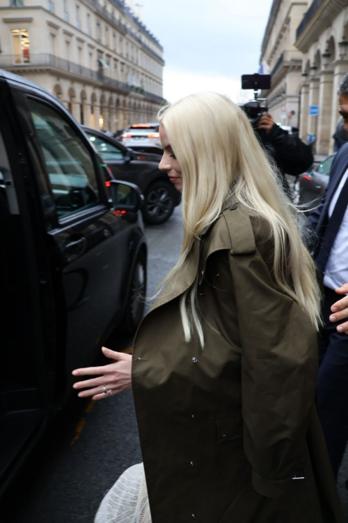 Anya Taylor Joy Taking Selfies with Fans at Paris Fashion Week 6