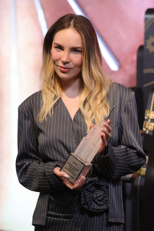 Belinda at Empire State Building in New York 6