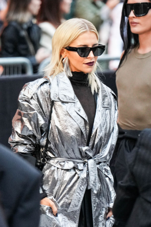 Caroline Daur Arrives at Isabel Marant Fashion Show Paris Fashion Week, September 2024 5