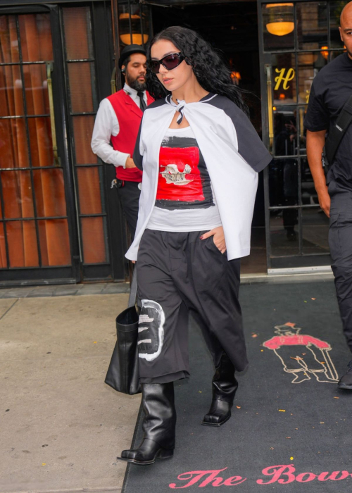 Charli XCX Seen Leaving Hotel in New York 5