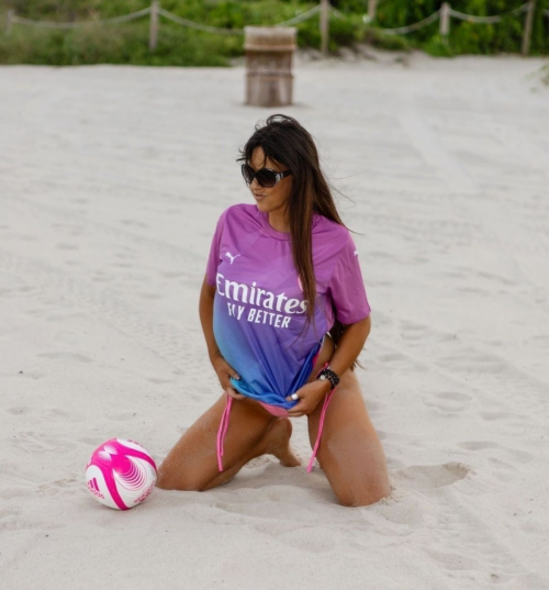 Claudia Romani at a Beach in Miami