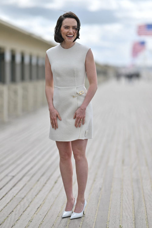 Daisy Ridley Photocall Deauville Film Festival 6