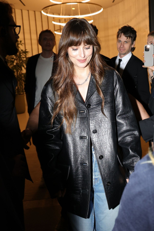 Dakota Johnson Heading to Gucci After-party at Milan Fashion Week 8