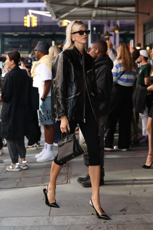 Devon Windsor Alexander Wang Show New York Fashion Week, September 2024 1