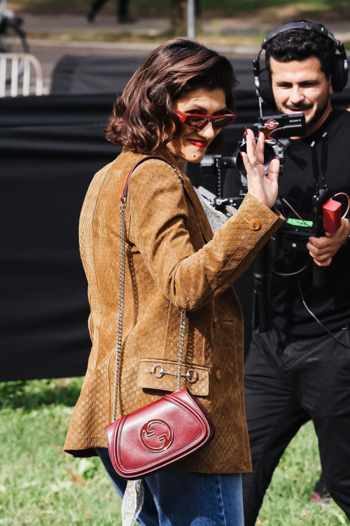 Elisa Arrives at Gucci Show Milan Fashion Week, September 2024 1