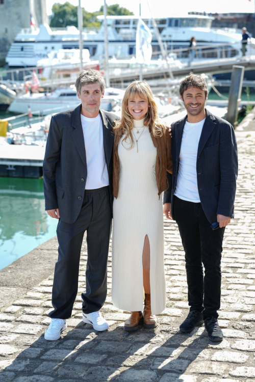 Elisa Erka In Verse And Against All Photocall 50th Deauville American Film Festival 2