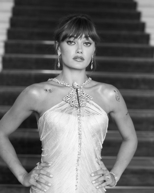 Ella Purnell – 81st Venice Film Festival Portraits 3