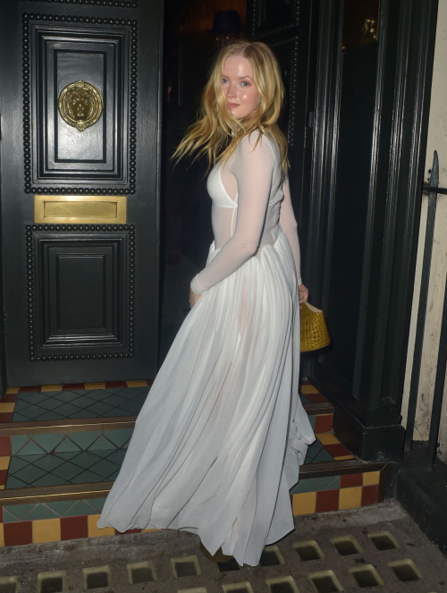 Ellie Bamber at Perfect Magazine x Grey Goose Altius London Fashion Week Party 4