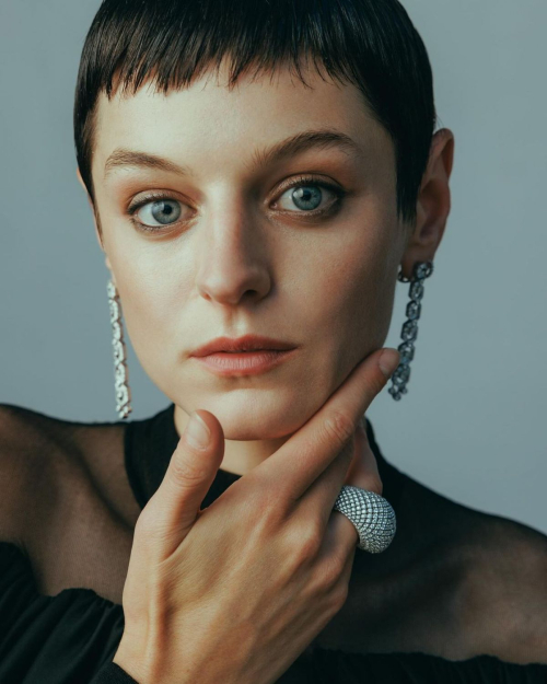 Emma Corrin at Venice Film Festival portraits September 2024 1