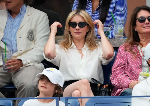 emma roberts at women’s single finals at us open tennis championships in new york 4