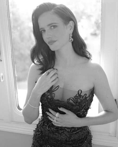 Eva Green at a Photoshoot in Venice 4