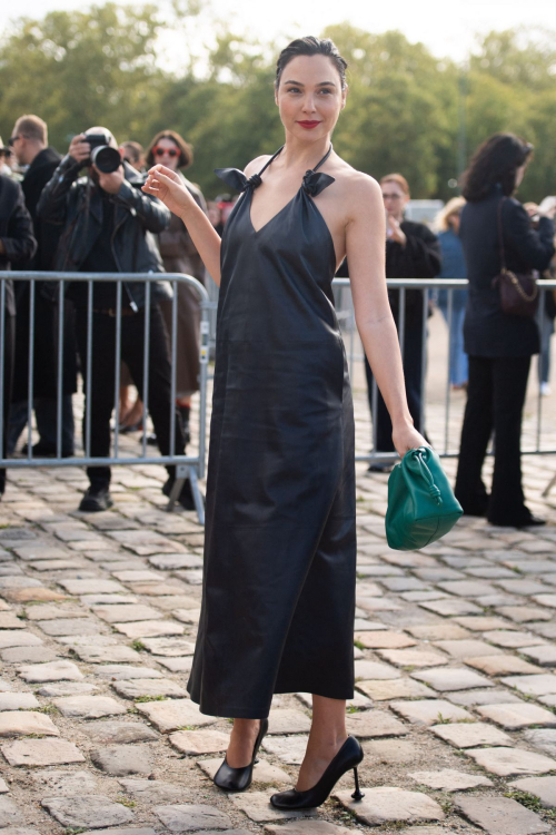 Gal Gadot Arrives at Loewe Show, Paris Fashion Week, September 2024 2