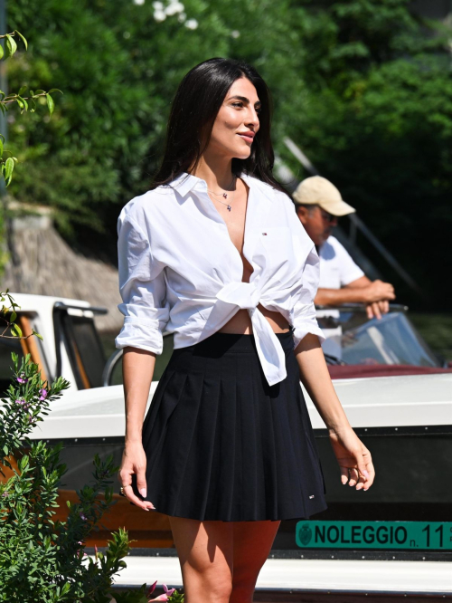 Giulia Salemi Arrives at Hotel Excelsior 6