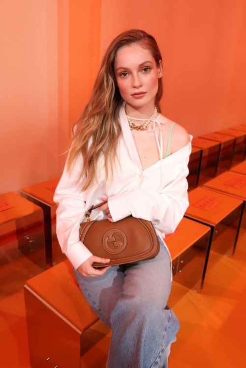 Hannah Dodd at Gucci Fashion Show at Milan Fashion Week 3