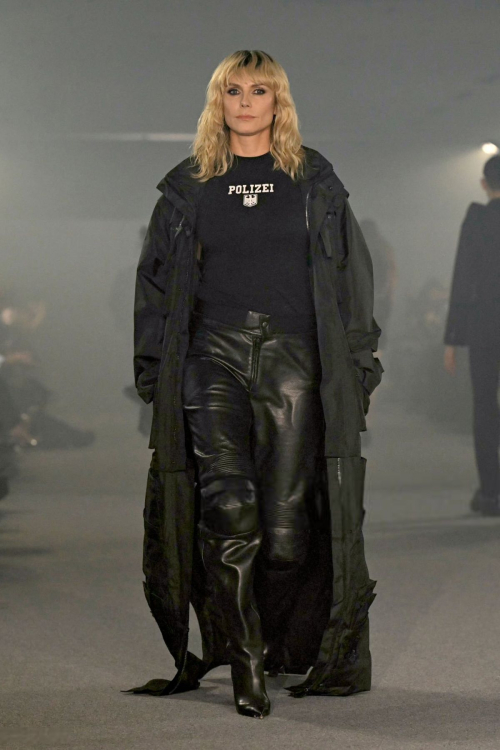 Heidi Klum Walks Vetements Runway Paris Fashion Week, September 2024 3