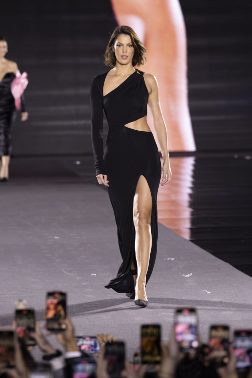 Iris Mittenaere at Le Defile L